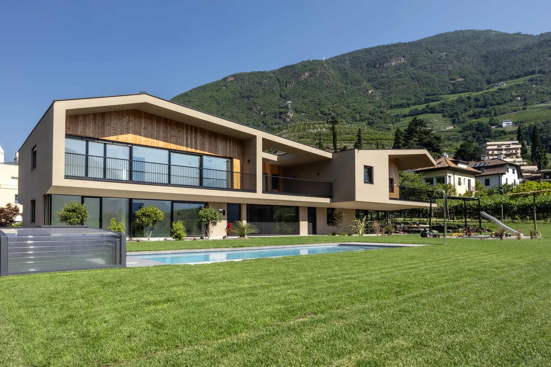 Luxuschalets in Südtirol mit Schwimmbad